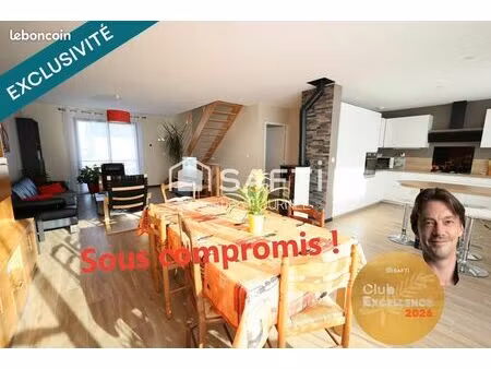 maison 6 pièces 140 m²