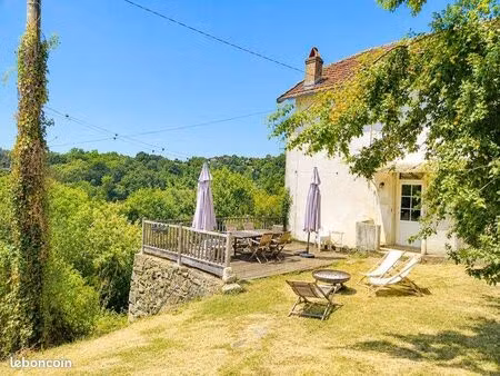 ferme 8 pièces 210 m²