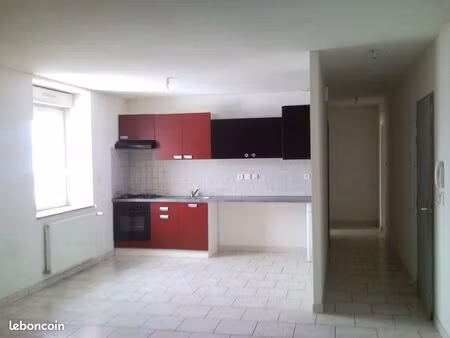 t5 duplex dans petite copro