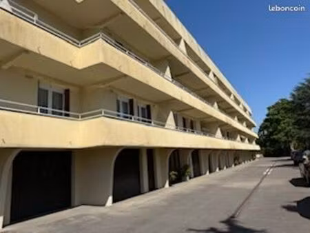 je loue un appartement f3 résidence plein soleil