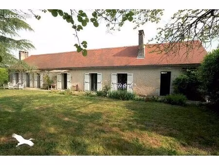 longère 4 pièces 186 m²