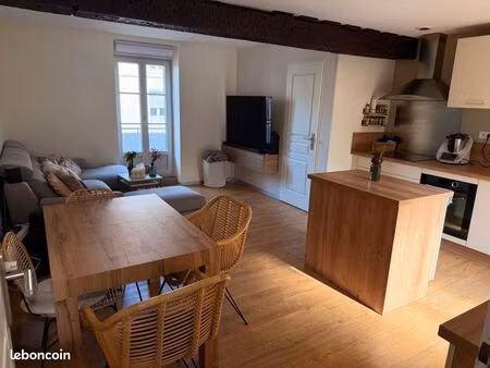 maison de ville 76 m² - 3 chambres  garage 21 m²  terrasse ouest 20 m² - hyper-centre veso