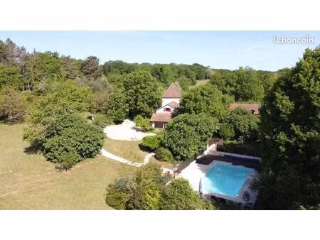 maison 9 pièces 170 m²