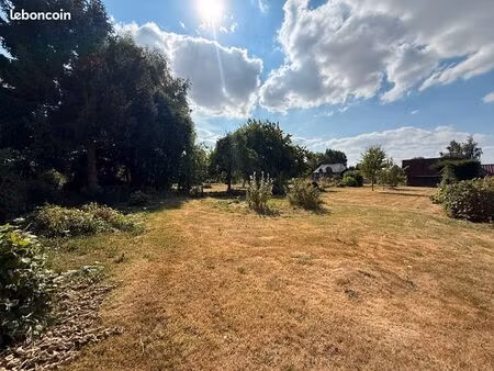 terrain 1025 m² le neubourg