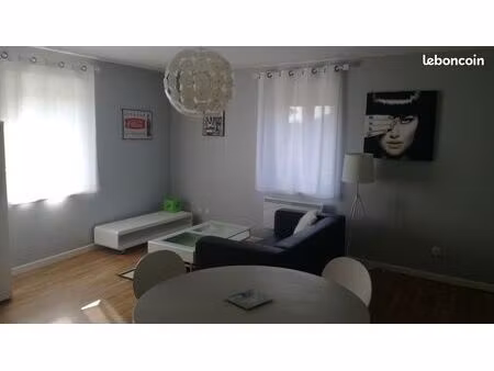 loue t2 meublé