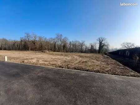 terrain 828 m² le vaudreuil