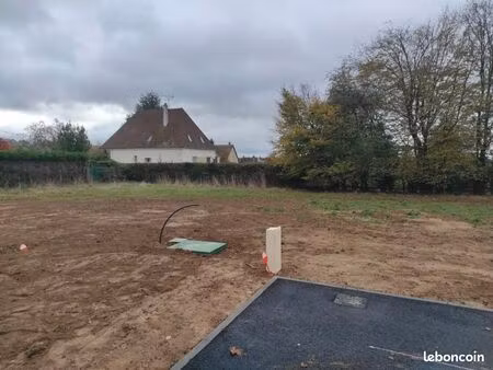 terrain 540 m² vitot