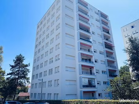 appartement 4 pièces 80 m²
