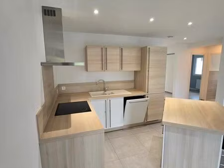 superbe appartement t4 d’environ 85 m² avec terrasse et garage privatif