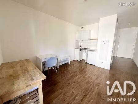 studio 1 pièce 23 m²