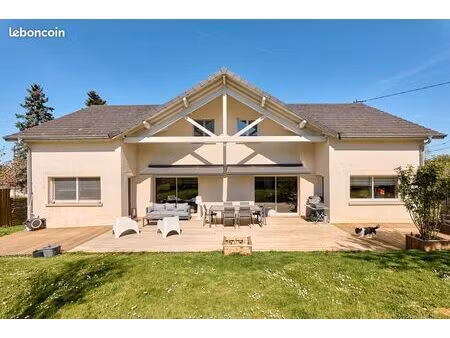 maison de standing entièrement rénovée – 200 m² habitables – terrain de 900 m² – modulable