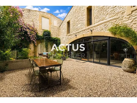vente maison 8 pièces 240 m² à eyguières (13430)  750 000 €