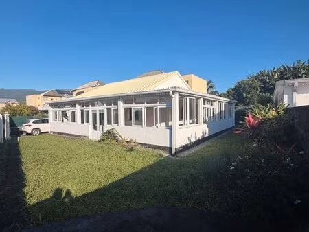 à vendre villa t4 de 147 m² sur 454 m² de terrain bras-panon