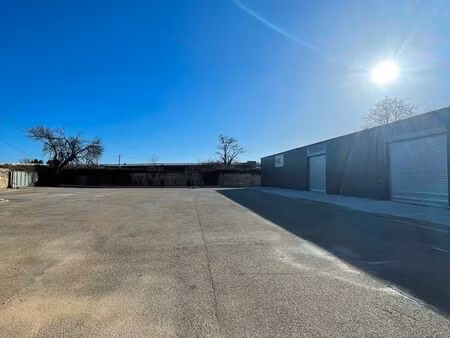 entrepôt industriel 359 m²