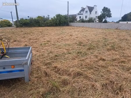 terrain constructible 979m2 plozévet