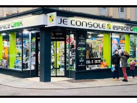 magasin sous licence