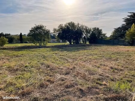 terrain 190 m² vauvert