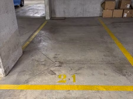 place de parking sécurisée en sous-sol – résidence fermée 2 rue galilée 92160 antony
