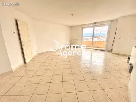 appartement 3 pièces 84 m²