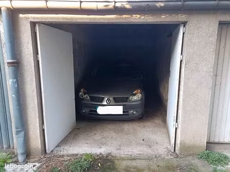garage/box