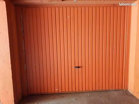 garage/box 11 m² val de reuil