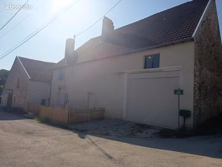 loue maison secteur etuz 137m²