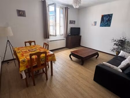 appartement t3 de 83 m² – centre historique de sommières