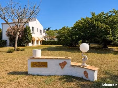 maison 7 pièces 284 m²