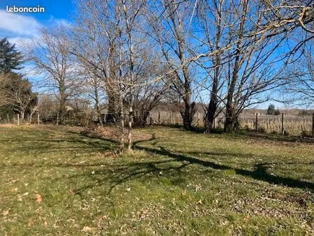 terrain 1 200 m² cambes