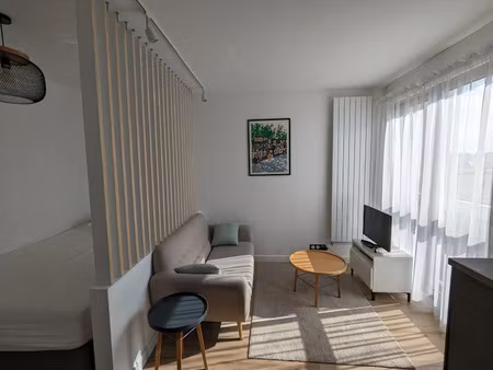 location meublée appartement 1 pièce 25 m² à paris 12ème (75012)  1 490 €