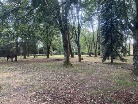 terrain 1 300 m² la brede