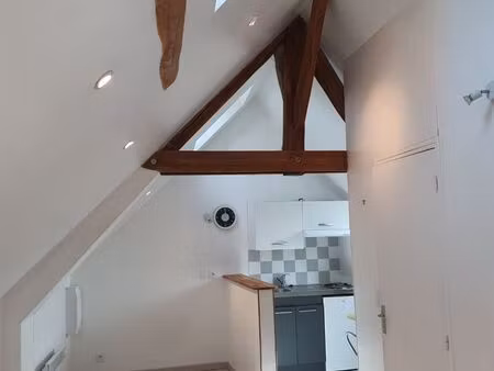 grand studio à louer