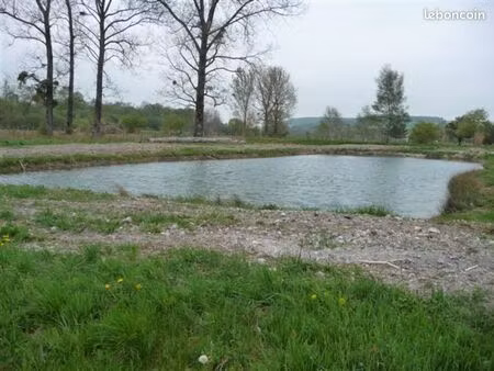 amies agriculteurs je suis a la recherche d'un plan d'eau pour l'usage de la pêche carpe
