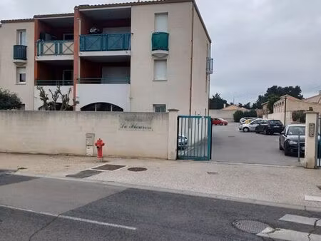 parking/box 22 m² frontignan