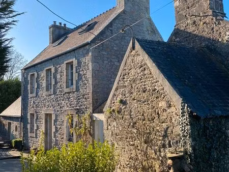 maison de campagne  orienté sud 5 pièces  dépendances et vaste terrain