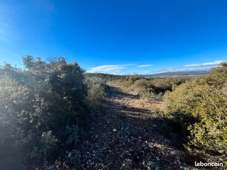 terrain 6 560 m² gigean