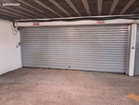 grand garage 33m² barriére du médoc