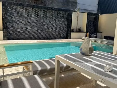 maison  159 m² avec piscine