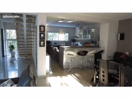 maison familiale contemporaine 190 m²