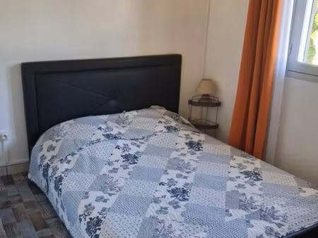 loué f3 meublé à commune ango  sainte suzanne
