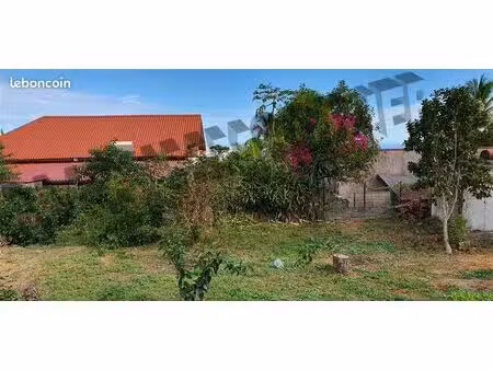 villa 4 pièces 75 m²