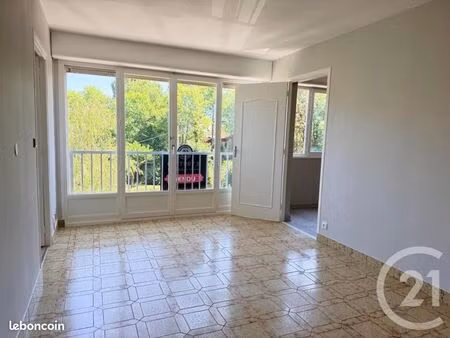 appartement 3 pièces 60 m²