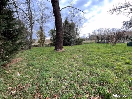terrain 560 m² civrac en medoc