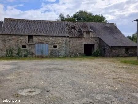 vend ferme à rénover