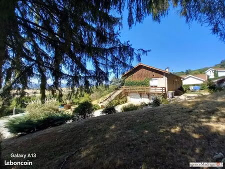 villa 7 pièces 160 m²