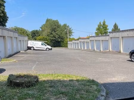 a vendre garage box carbon blanc