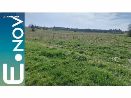 terrain 1 638 m² creon