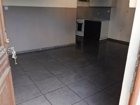 vends appartement libre