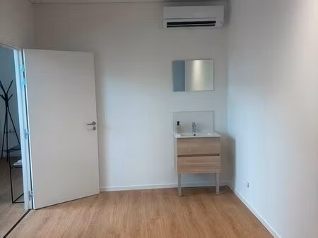 location d un bureau à pont de claix quartier des arcs en ciel