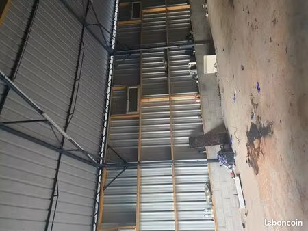 local d'activité 150m2 et 300m2